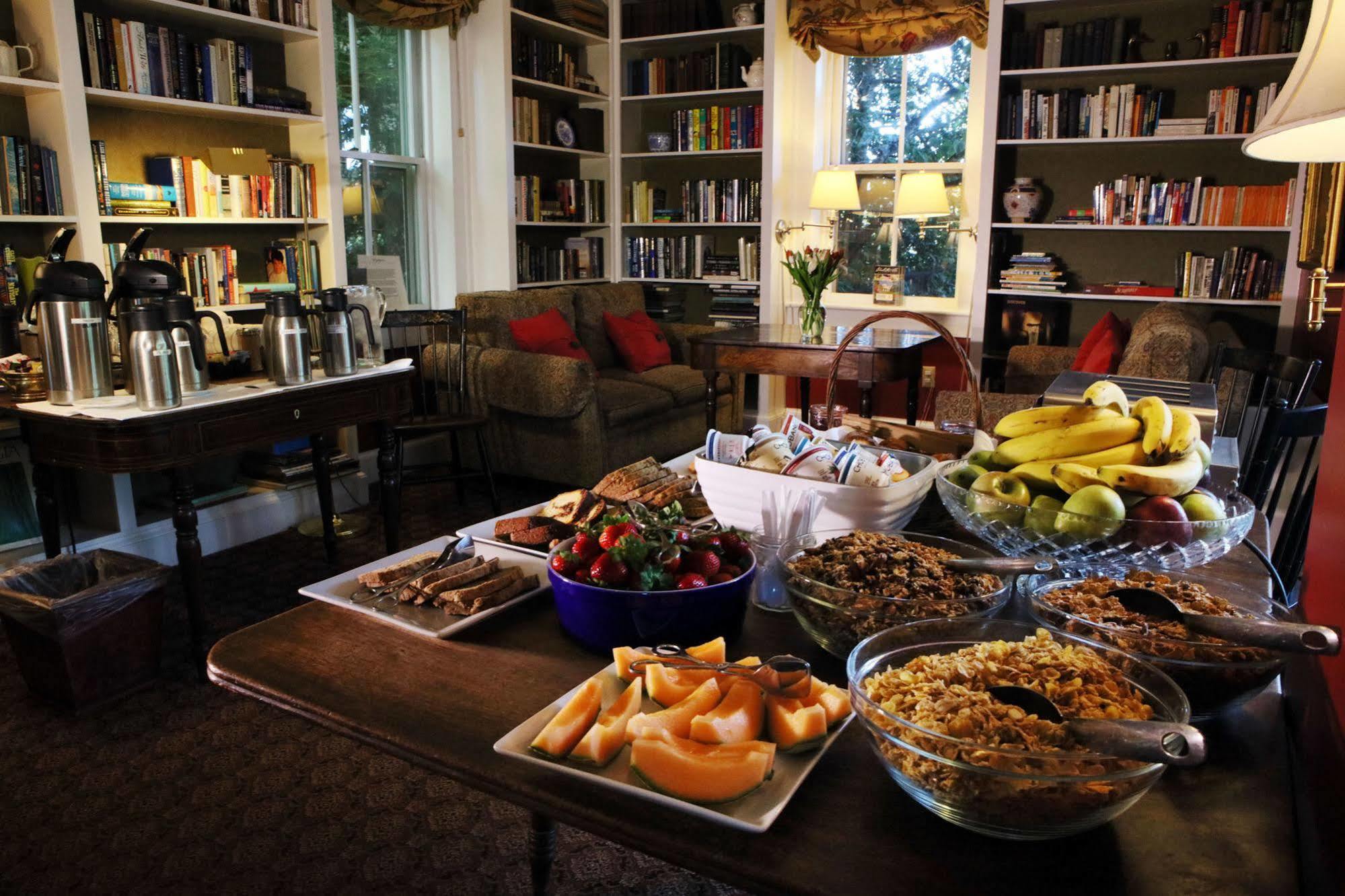 200 South Street Inn Charlottesville Ngoại thất bức ảnh