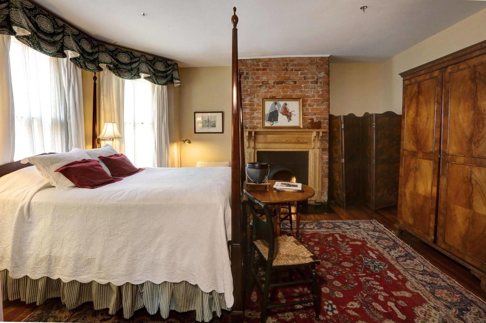 200 South Street Inn Charlottesville Ngoại thất bức ảnh